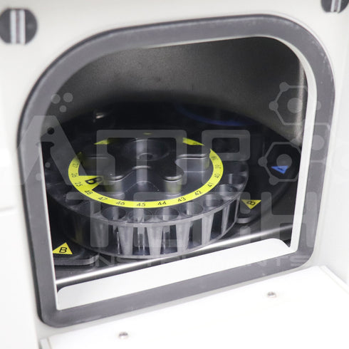 Photo of a Waters 2695 HPLC System showing internal components