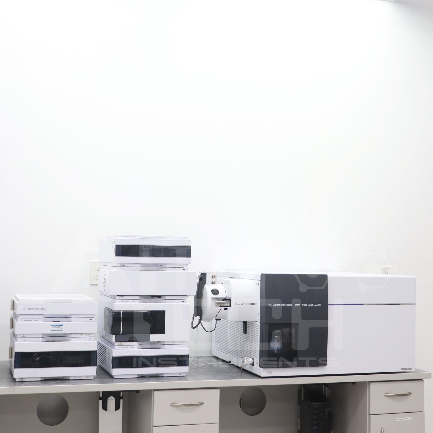 Agilent 6490 Triple Quadrupole LC-MS/MS System with 1200 1260 Infinity ...