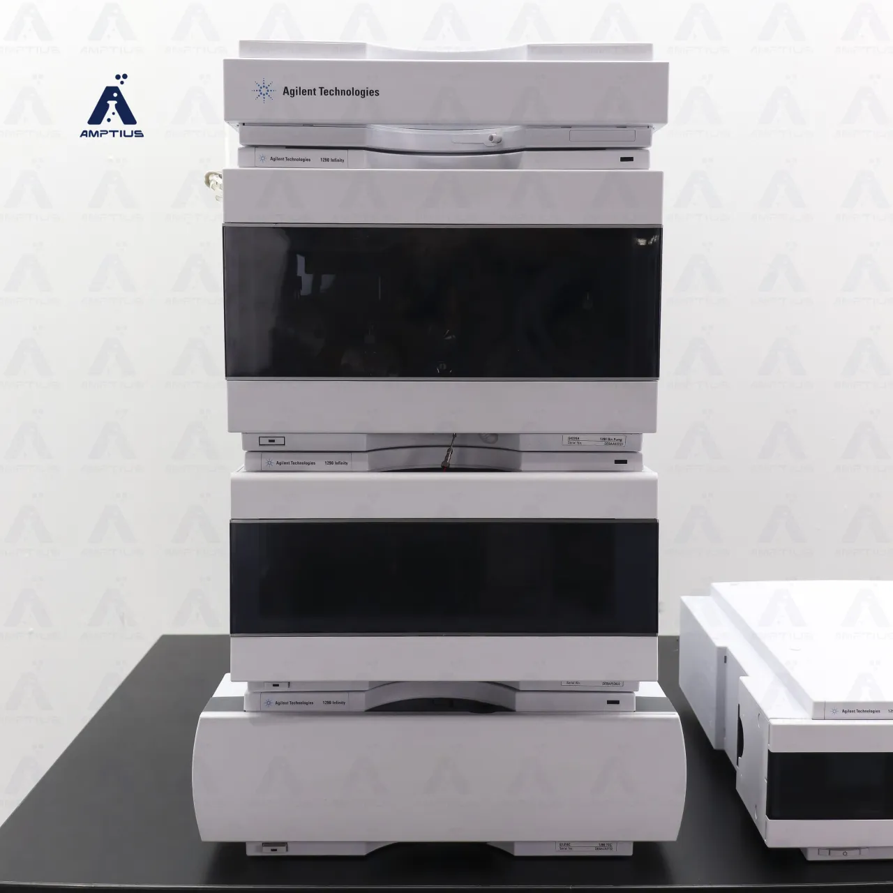 Photo of a used Agilent 1290 Infinity with DAD in excellent working condition