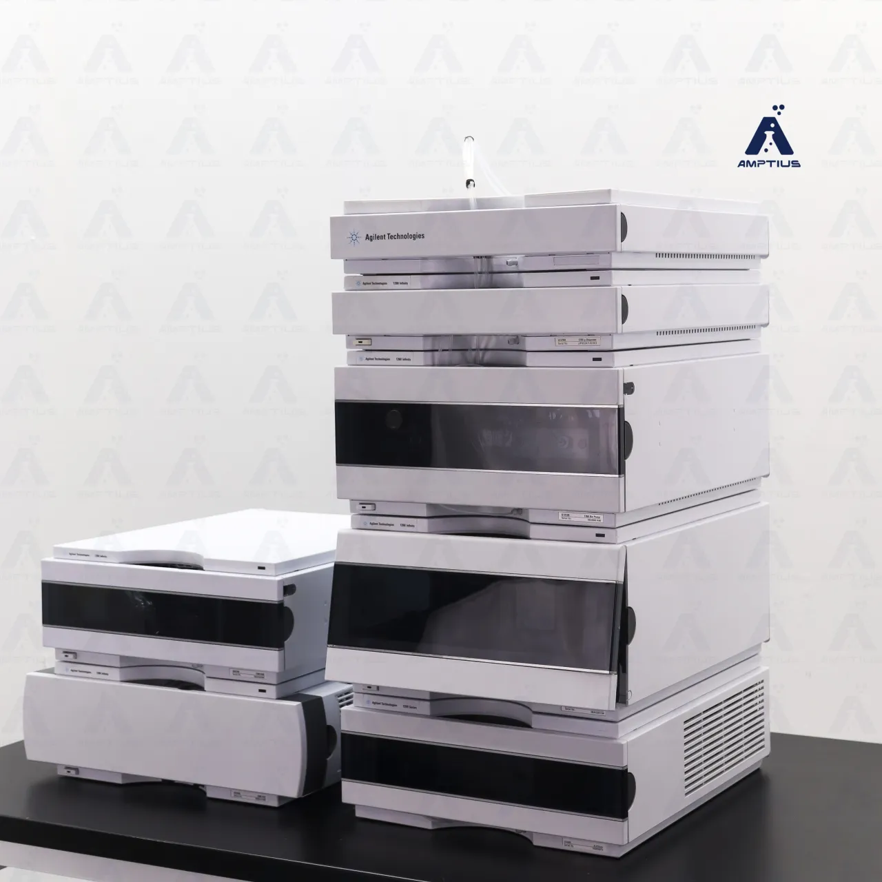Photo of a refurbished 1260 Infinity Agilent with DAD professionally refurbished by Amp Tech Instruments