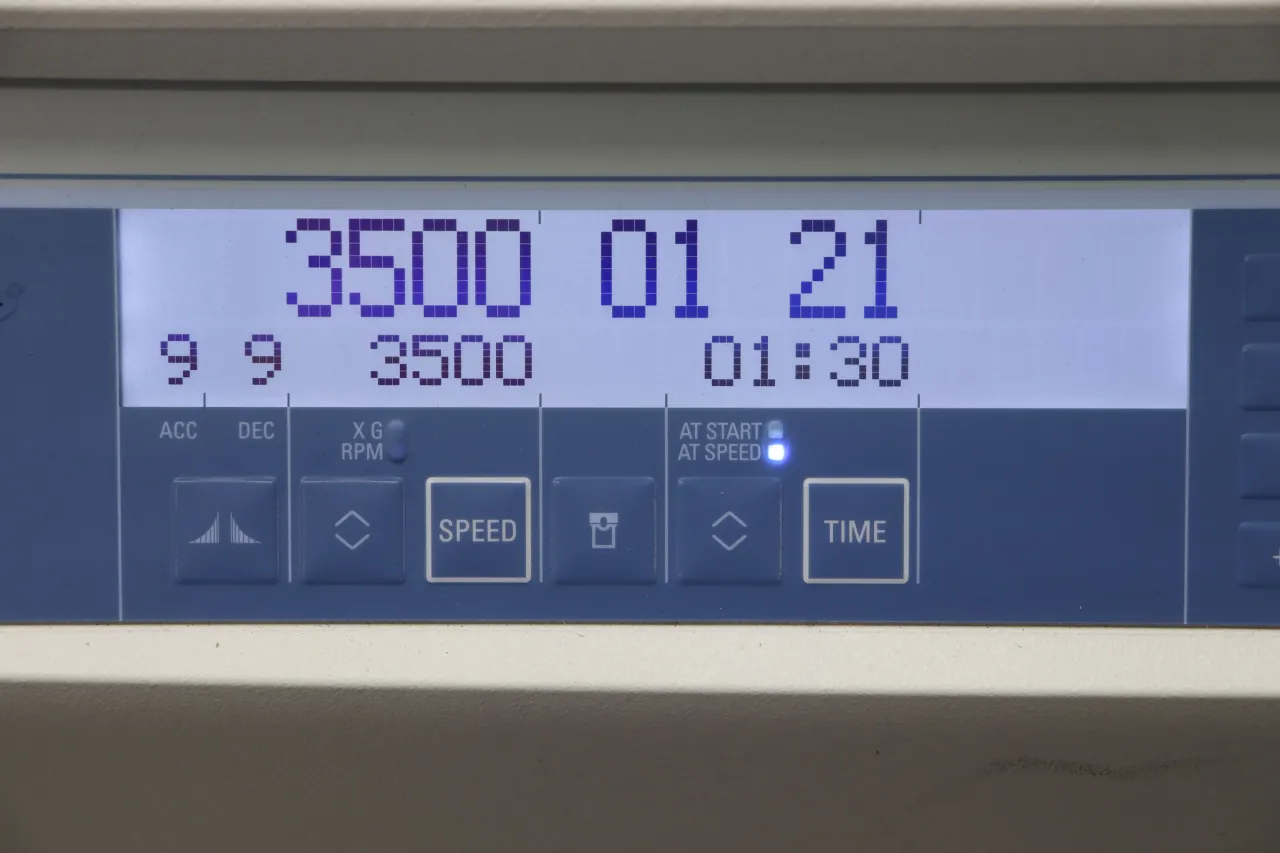 Centrifuge display reading 3500 rpm during testing