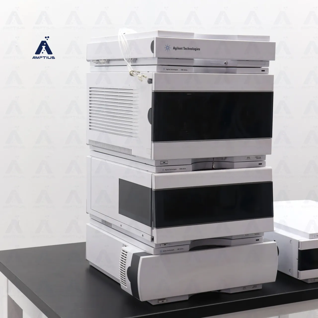 Photo of a refurbished Agilent 1290 Infinity LC with DAD available for purchase at Amp Tech Instruments.