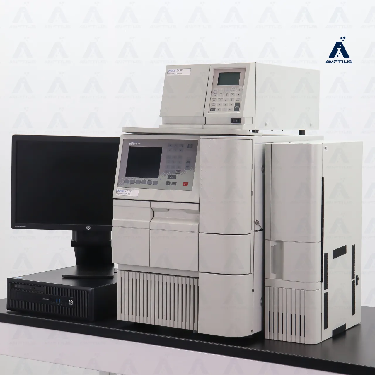 Photo a refurbished Waters Alliance e2695 HPLC System with 2489 UV/Vis Detector in excellent working condition.