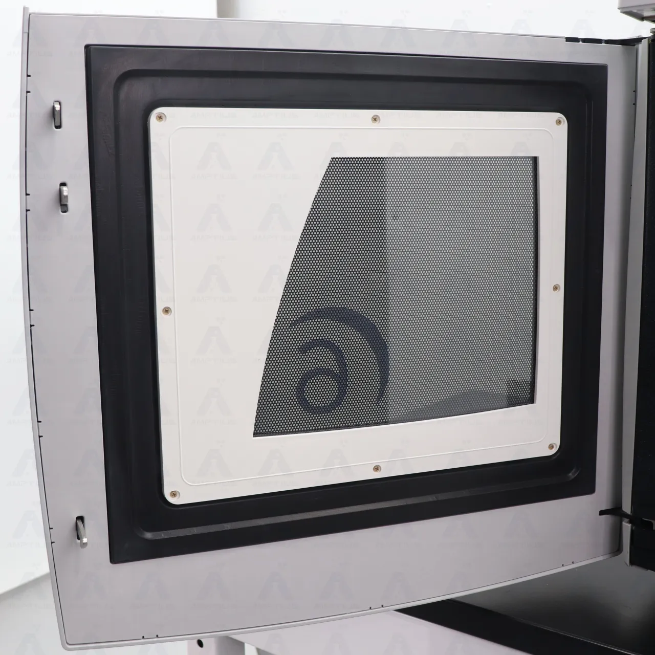 Photo of used Mars 6 Microwave Digestion System price at a fraction of a cost compared to new systems.