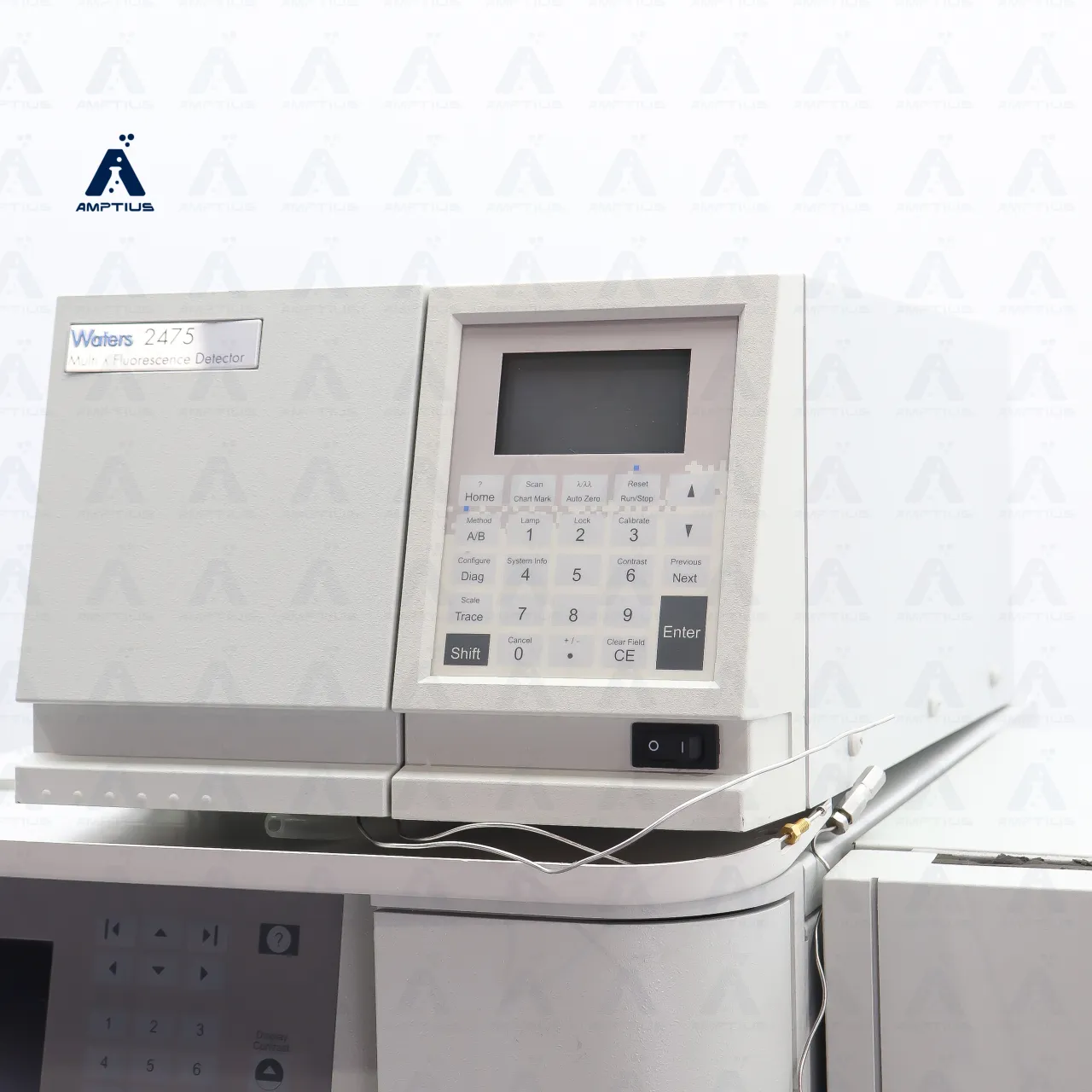 Photo of a refurbished Alliance Waters e2695 HPLC with Waters 2475 Fluorescence Detector, available for purchase at an excellent price.